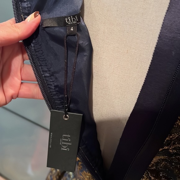 Tibi Navy and Gold Jacquard dress sz 4 NWT - Picture 8 of 9